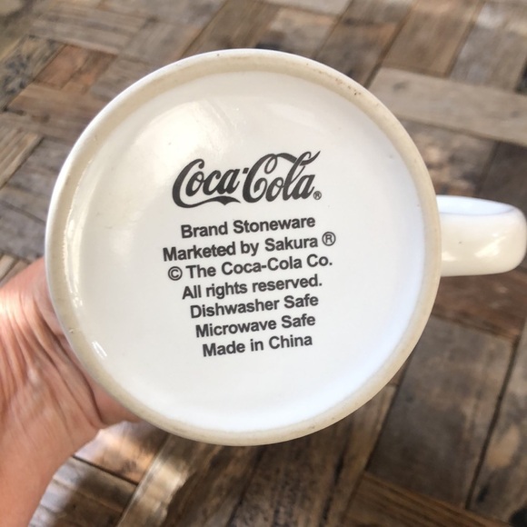 Coca-Cola Santa Claus Christmas Mug Set - Picture 4 of 11